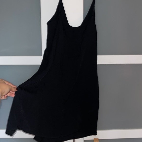 NWT Small REFORMATION Marlowe Dress in black. New/never worn with tags. - Picture 2 of 5